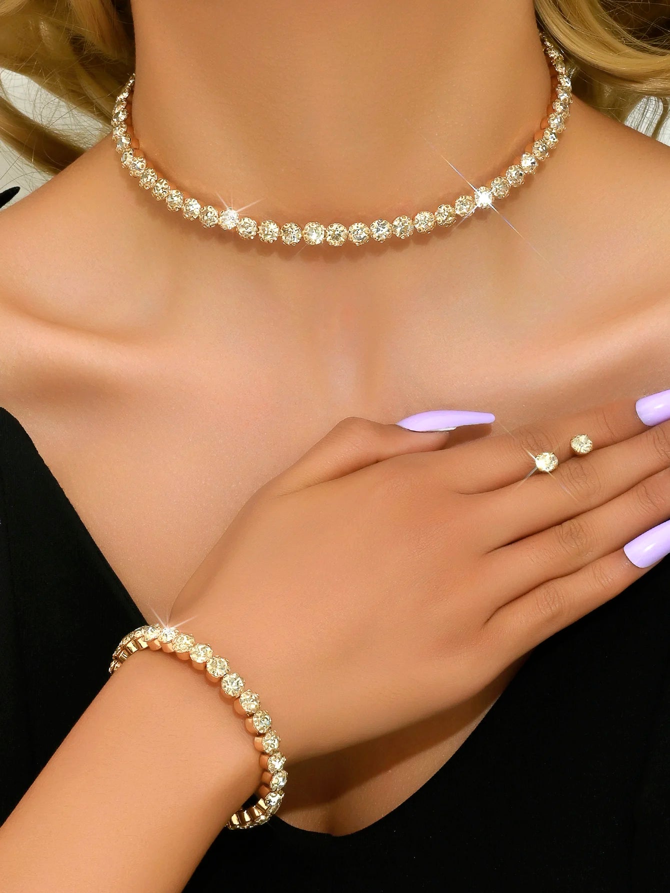 Women's fashionable and minimalist necklaces party accessories